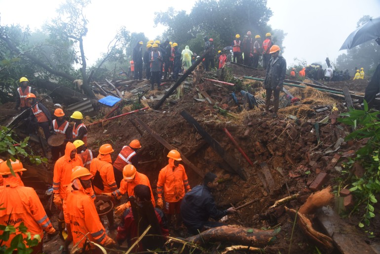 10 dead, several trapped in landslide in western India