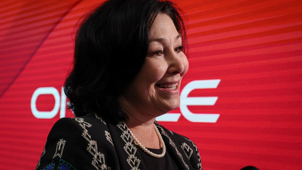توفر النتائج الفصلية القادمة لشركة Oracle للسهم فرصة للخروج من منطقة الجزاء في وول ستريت