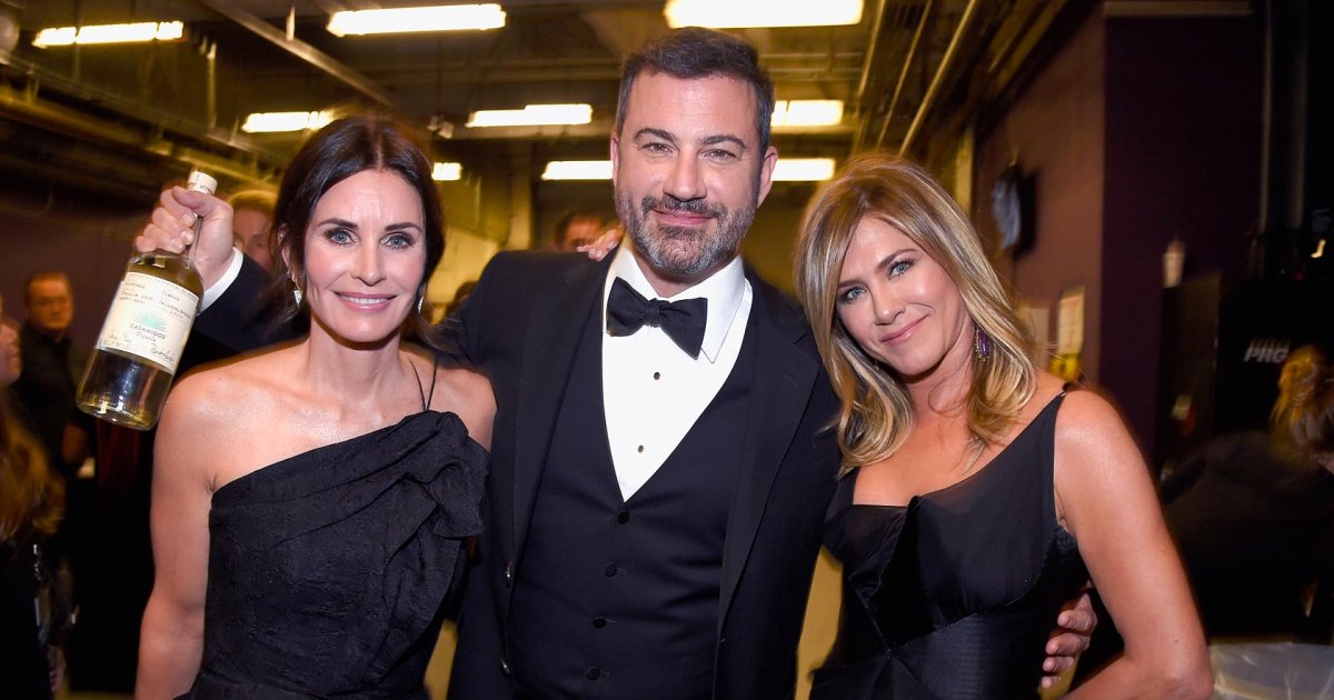 جينيفر أنيستون الدائرة الداخلية جيمي كيميل كوكس كوكس وأصدقاء أكثر شهرة 344