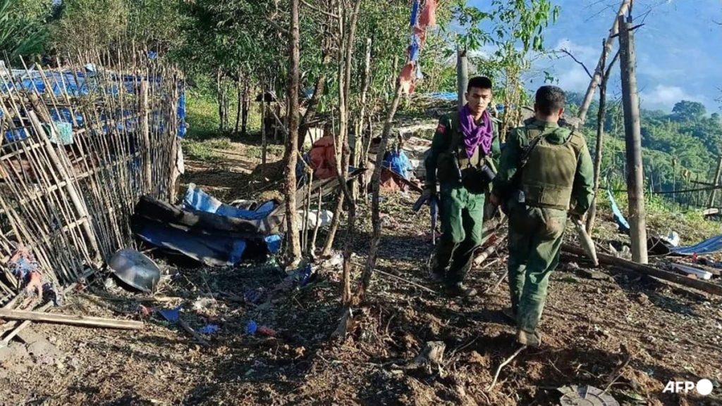 جماعة مسلحة في ميانمار تسيطر على معبر حدودي بين الصين وميانمار