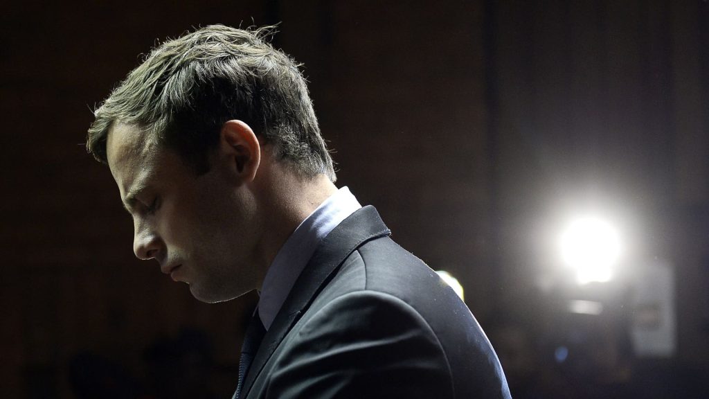 حصل أوسكار بيستوريوس على إطلاق سراح مشروط، بعد ما يقرب من 11 عامًا من قتل صديقته ريفا ستينكامب.