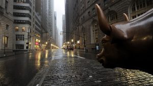 يكشف Wells Fargo عن هدف 2024، ويحذر من النصف الأول “القذر حقًا” للأسهم