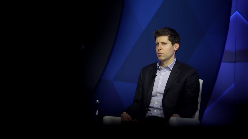 تقوم شركة OpenAI بتعيين الرئيس التنفيذي السابق لشركة Twitch Emmett Shear لإدارة الشركة بعد يومين من إقالة Sam Altman