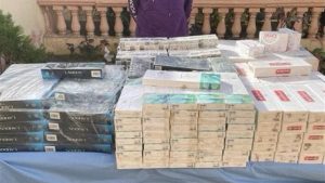 ضبط 2750 عبوة سجائر مهربة جمركياً بحوزة مندوب مبيعات بالقاهرة