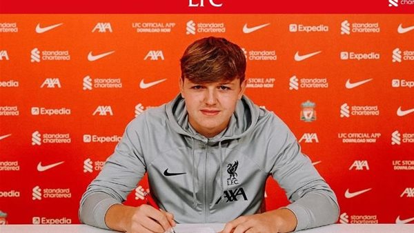 مع البحث عن بديل محمد صلاح.. ليفربول يتعاقد مع هذا اللاعب