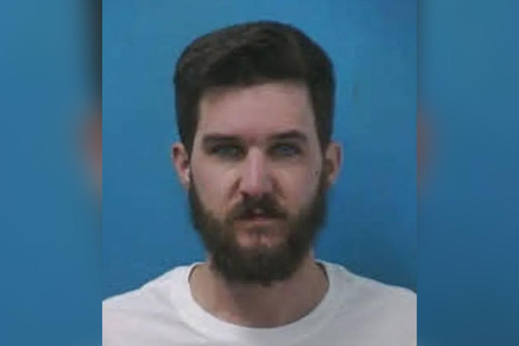 اتهام معلم بإطلاق النار على زوجته وصهره في حفل زفاف