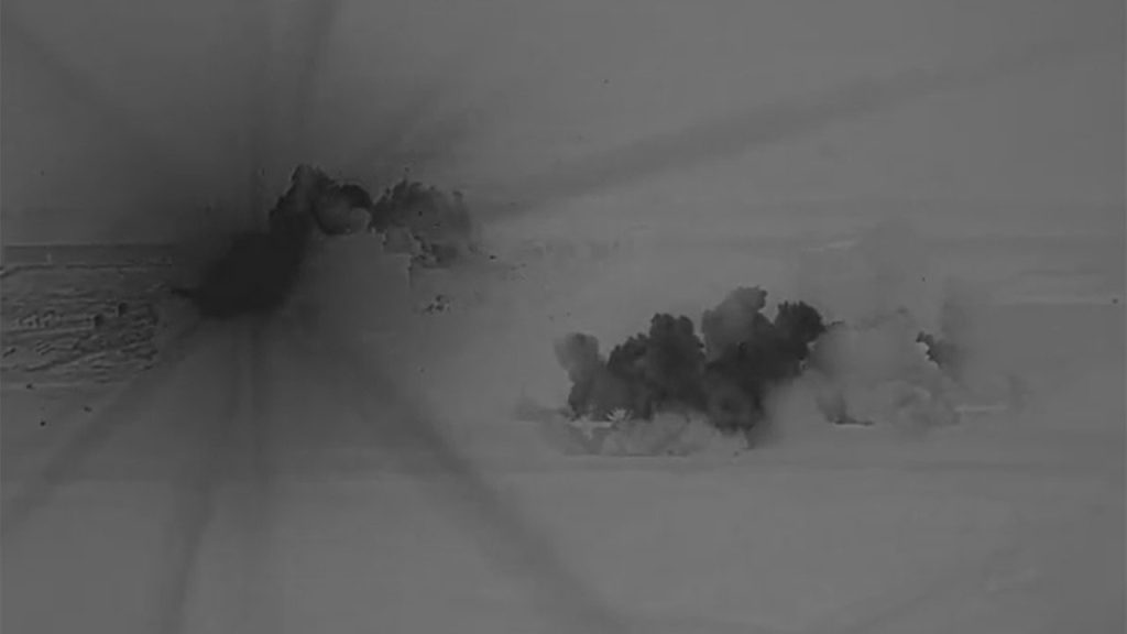 نشرت وزارة الدفاع مقاطع فيديو لضربتين جويتين على وكلاء إيران في سوريا