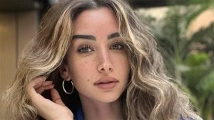 بإطلالة مختلفة هنا الزاهد تخطف الاأنظار بجمالها.. شاهد