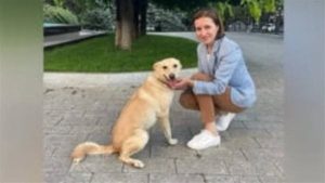 وثقتها الكاميرات.. رئيس النمسا يتعرض لعضة كلب خلال دعمه لدولة مولدوفا