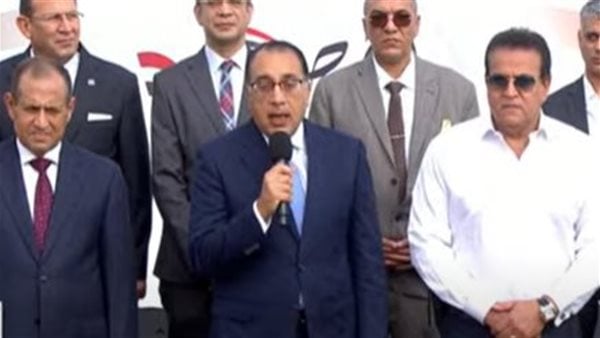 رئيس الوزراء: قافلة تحيا مصر تحمل أكثر من 2500 طن من المساعدات لغزة