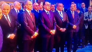 مدبولي يتفقد أجنحة معرض Cairo ict ويستمع لشرح واف حول ميكنة المحررات الرسمية