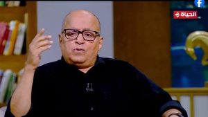 الصديق المقرب لـ أحمد زكي: استسلم لإصابته بالسرطان ولم يكتب وصية