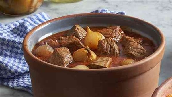 طريقة عمل اللحمة بالبصل