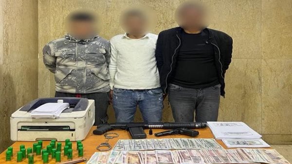 سقوط 3 أشخاص لاتهامهم بالنصب على المواطنين