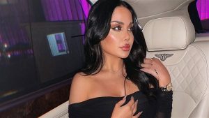 ابنة هيفاء وهبي تستعرض أنوثتها بالأسود الساحر