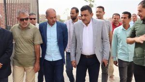 مسئولو “الإسكان” يتفقدون أعمال الطرق والمرافق بمدينة 15 مايو