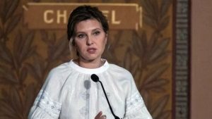 زوجة زيلينسكي تتعرض لهجوم شرس بسبب رد فعلها على انفجارات كييف
