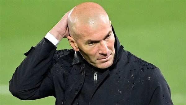خلفا لأنشيلوتي.. زيدان مرشح لتدريب ريال مدريد لولاية ثالثة