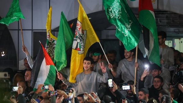 إطلاق سراح 33 أسيرا فلسطينيا ضمن الدفعة الرابعة بموجب صفقة التبادل