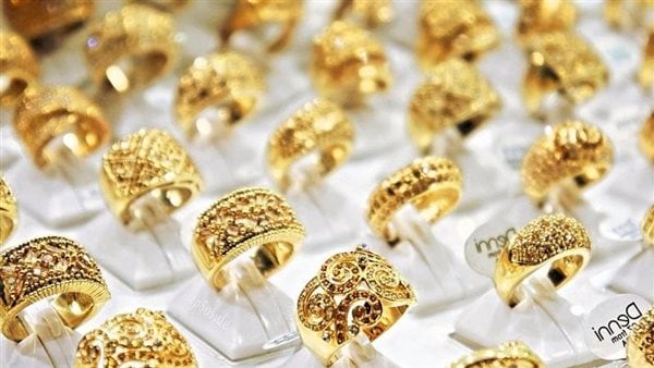 400 جنيه|سعر الذهب يتحرك مجددا.. وعيار 21 يسجل هذا الثمن رسميًا الآن