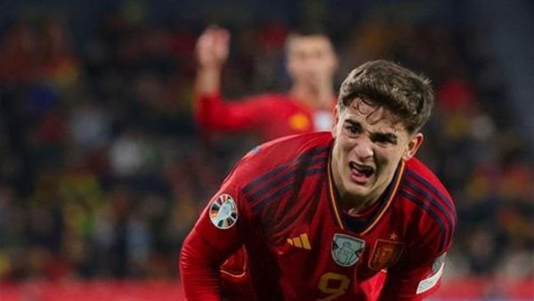 رباط صليبي.. برشلونة يعلن خضوع نجمه الأول لجراحة ناجحة