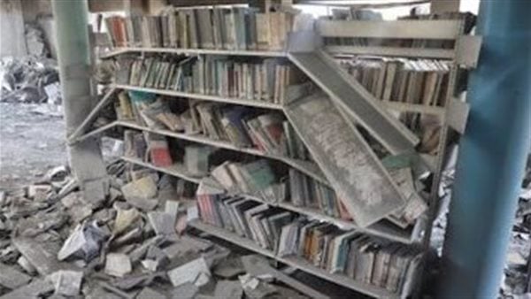 تدمير آلاف الكتب والوثائق التاريخية فى غزة ومطالب لليونسكو بالتدخل