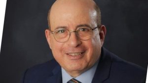 مجلس جامعة الأزهر يهنئ هاني عتيبة برئاسة الكلية الملكية للأطباء بجلاسكو
