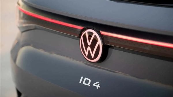 رئيس فولكس فاجن يحذر: لم نعد قادرين على المنافسة