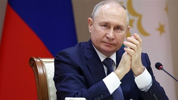 بسبب تراجع سكان أوكرانيا.. بوتين يطالب الروسيات بإنجاب 8 أطفال على الأقل