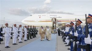 ملك البحرين يصل الإمارات للمشاركة في أعمال “cop28”