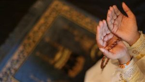 أفضل صيغ الاستغفار لزيادة الرزق ليلة الجمعة.. أدركها بـ5 كلمات قبل الفجر