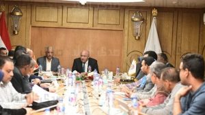 لتنمية الموارد.. تشكيل لجنة عليا لتنظيم الإعلانات في قنا