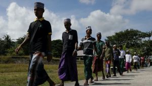 نحو 100 من الروهينجا يصلون بالقوارب إلى إقليم أتشيه بإندونيسيا