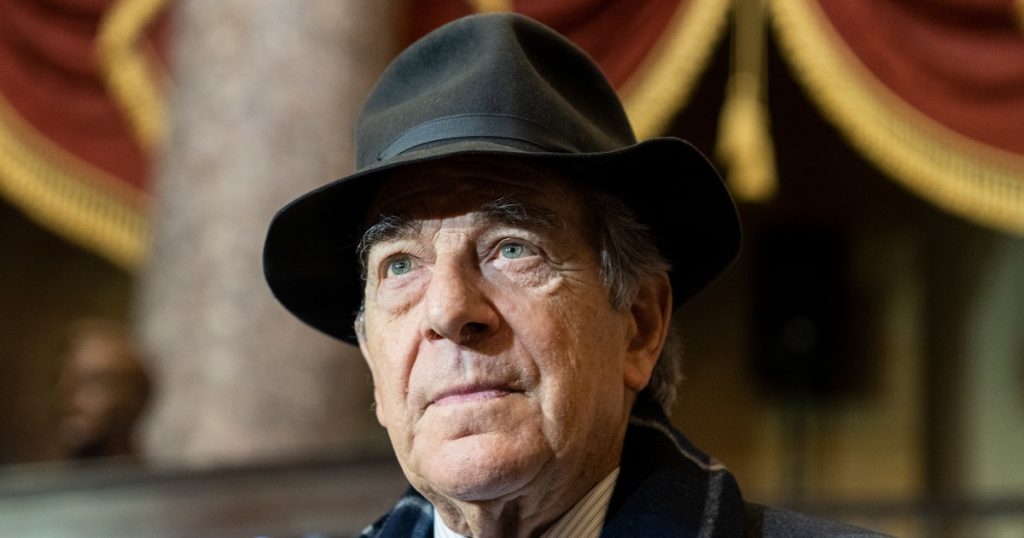 بول بيلوسي يتخذ الموقف في القضية الفيدرالية ضد الرجل المتهم بمهاجمته