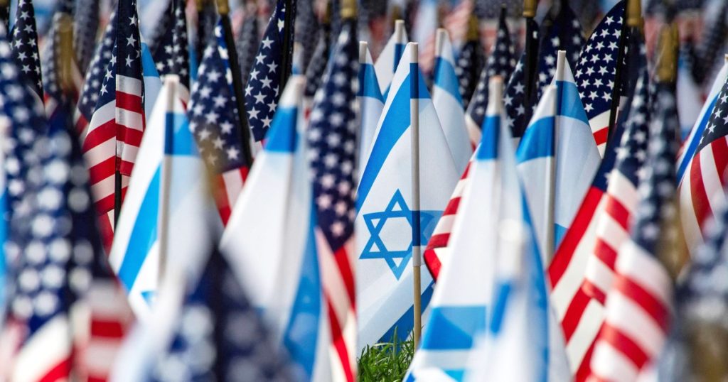 مسيرة “مسيرة من أجل إسرائيل” لإدانة تصاعد معاداة السامية في ناشونال مول في العاصمة