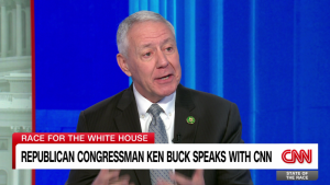 النائب باك: سيتم عزل ترامب مرة أخرى إذا أعيد انتخابه بعد إدانته