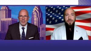 6 يناير “الشامان” يترشح الآن للكونغرس