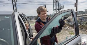 محامي المشردين المتهمين بسرقة الهوية أثناء العمل في مدينة أوريغون