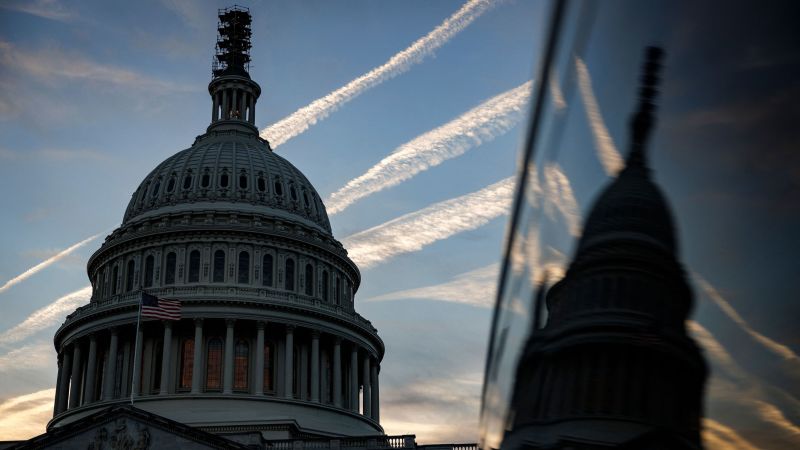 ويهدف شومر إلى طرح مشروع قانون يربط التمويل بين إسرائيل وأوكرانيا على مجلس الشيوخ الأسبوع المقبل