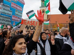 ألمانيا تشن حملة تفتيش ومداهمات ضد حماس والمتعاطفين معها