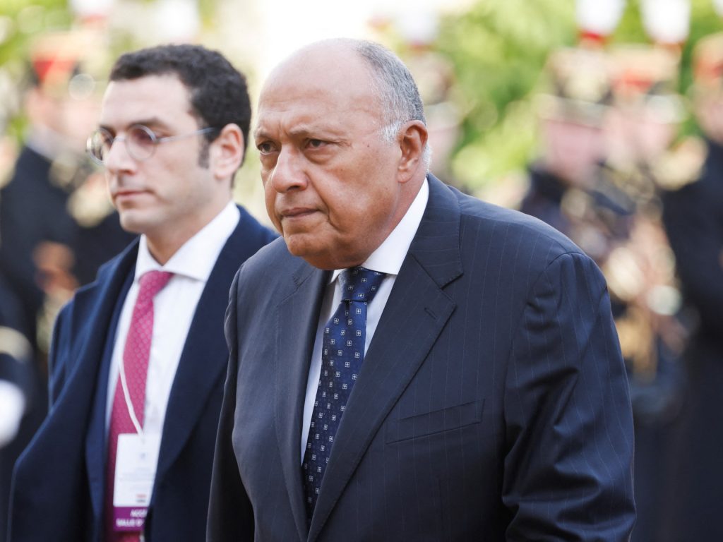 وزير الخارجية المصري يدين “جرائم الحرب” في غزة ويستنكر تصريحات سموتريتش