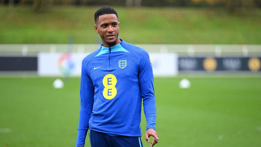 “كنت أعلم أن وقتي سيأتي” – رد فعل كونسا على استدعاء إنجلترا الأول