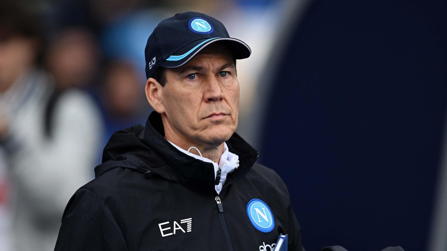 وتعاقد نابولي مع مدرب واتفورد السابق ماتساري حتى نهاية الموسم بعد إقالة جارسيا