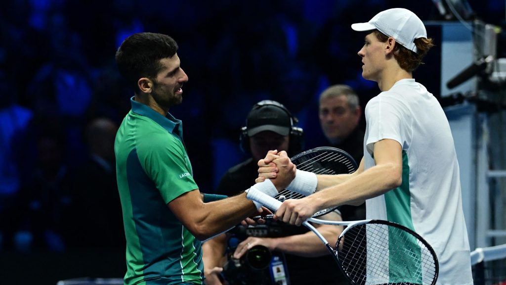 نهائيات اتحاد لاعبي التنس المحترفين: يانيك سينر “الشجاع والذكي” يحظى بإشادة من نوفاك ديوكوفيتش المهزوم لأدائه “الشجاع”