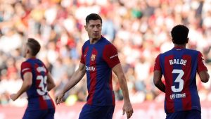 رايو فاليكانو 1-1 برشلونة: هدف فلوريان ليجون المتأخر في مرماه ينقذ نقطة لفريق تشافي في الدوري الأسباني