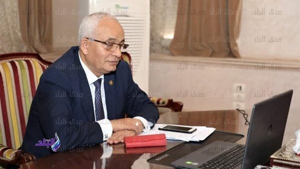هل تقرر تعليق الدراسة في المدارس غدا بجميع محافظات مصر؟ التعليم تجيب