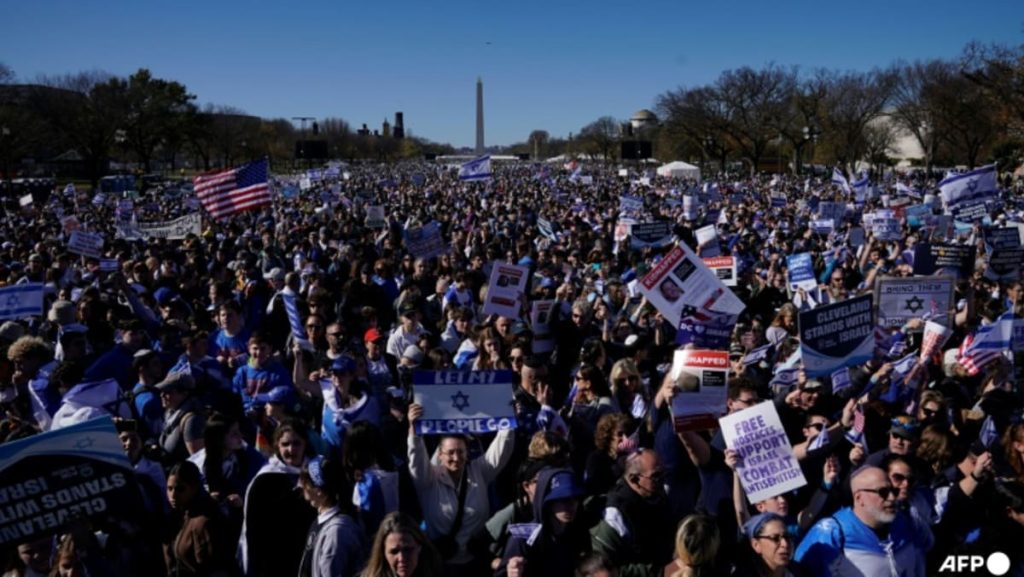متظاهرون يتجمعون في واشنطن لدعم إسرائيل وإدانة معاداة السامية
