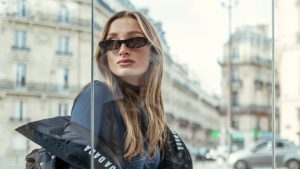 ماتيلد بينولت تجد التمكين في الموضة وركوب الخيل