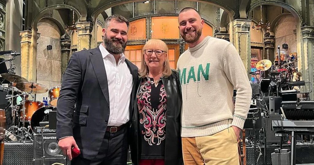 تشارك دونا كيلسي خطط عائلتها لعيد الشكر لعام 2023 – والتي لا تشمل تركيا