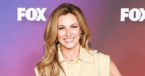 إيرين أندروز تقسم بمسحوق الكولاجين هذا: “لم أبدو أصغر سناً من قبل”